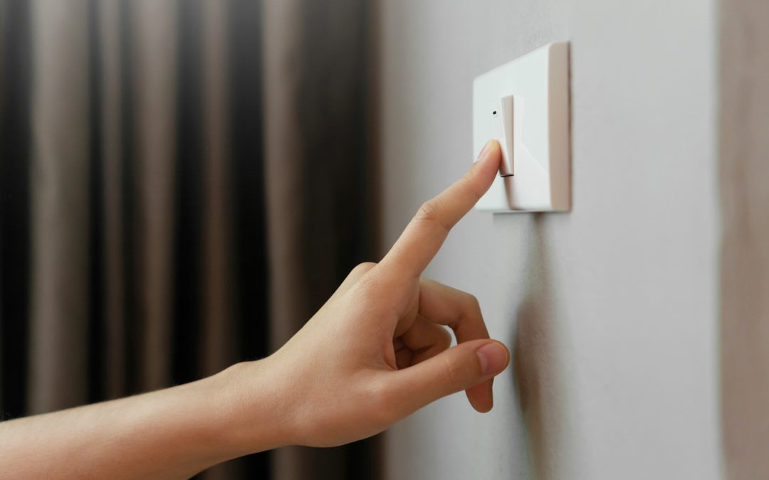 5 Easy Ways To Save Energy At Home